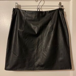 Faux Leather Mini Skirt 🔥
